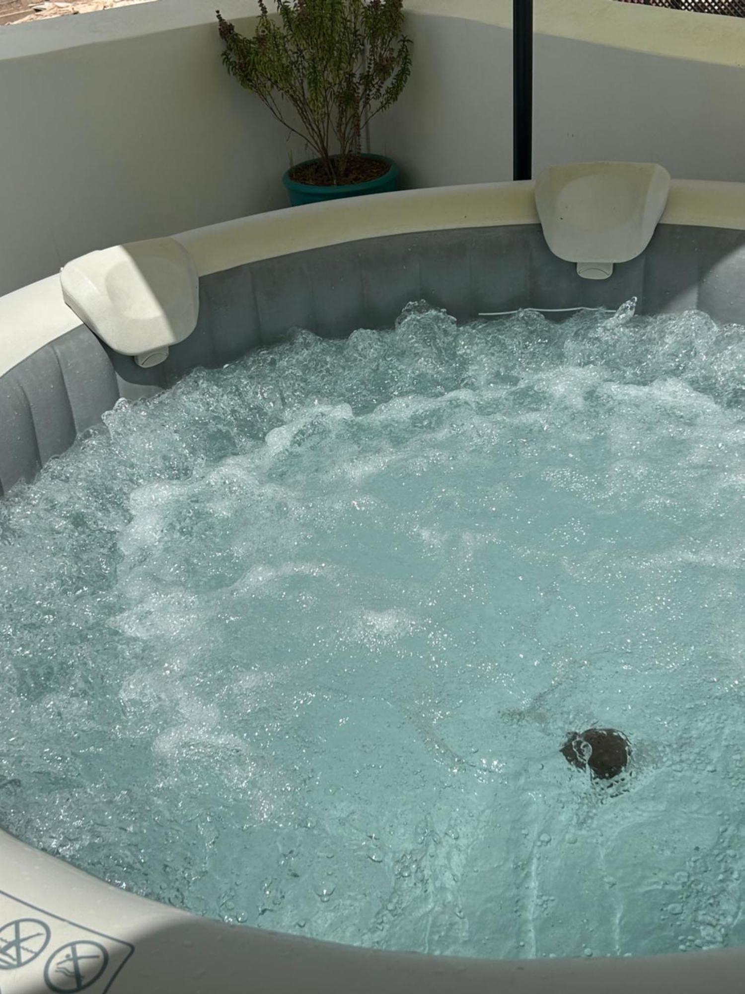 Riad Amazing Amazigh Avec Jacuzzi Petit Dejeuner Compris Avec Aussi Chambres Familiales Pres De La Place Jemaa El Fna Marraquexe Exterior foto